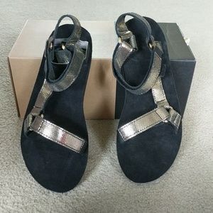 Modcloth Ablaze a Trail Sandals